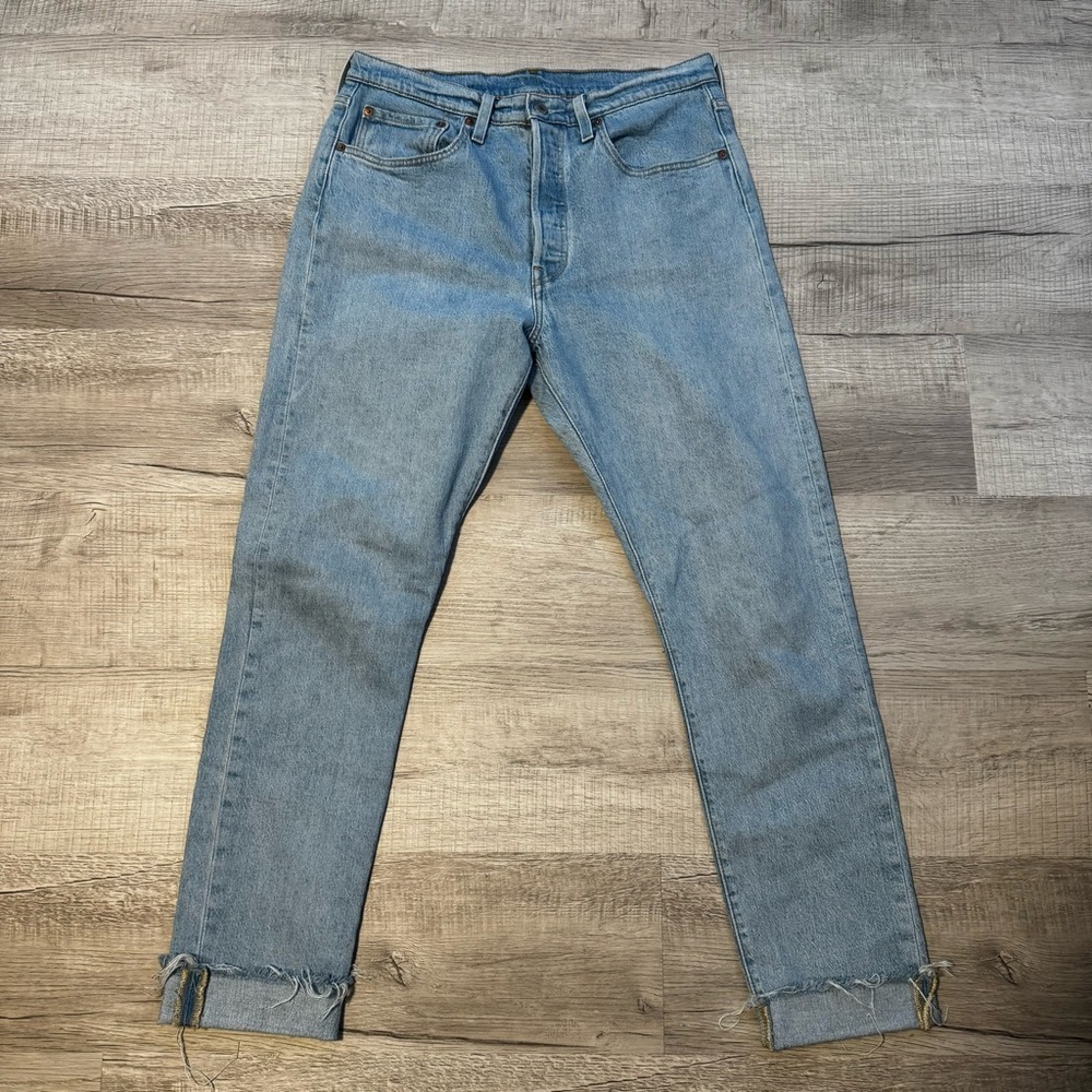 Levi's 501 S Jeans Mens Skinny Light Wash 31x32 5 Pocket Button Fly Rare Nice